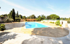Nice home in Fitou with Outdoor swimming pool and 2 Bedrooms